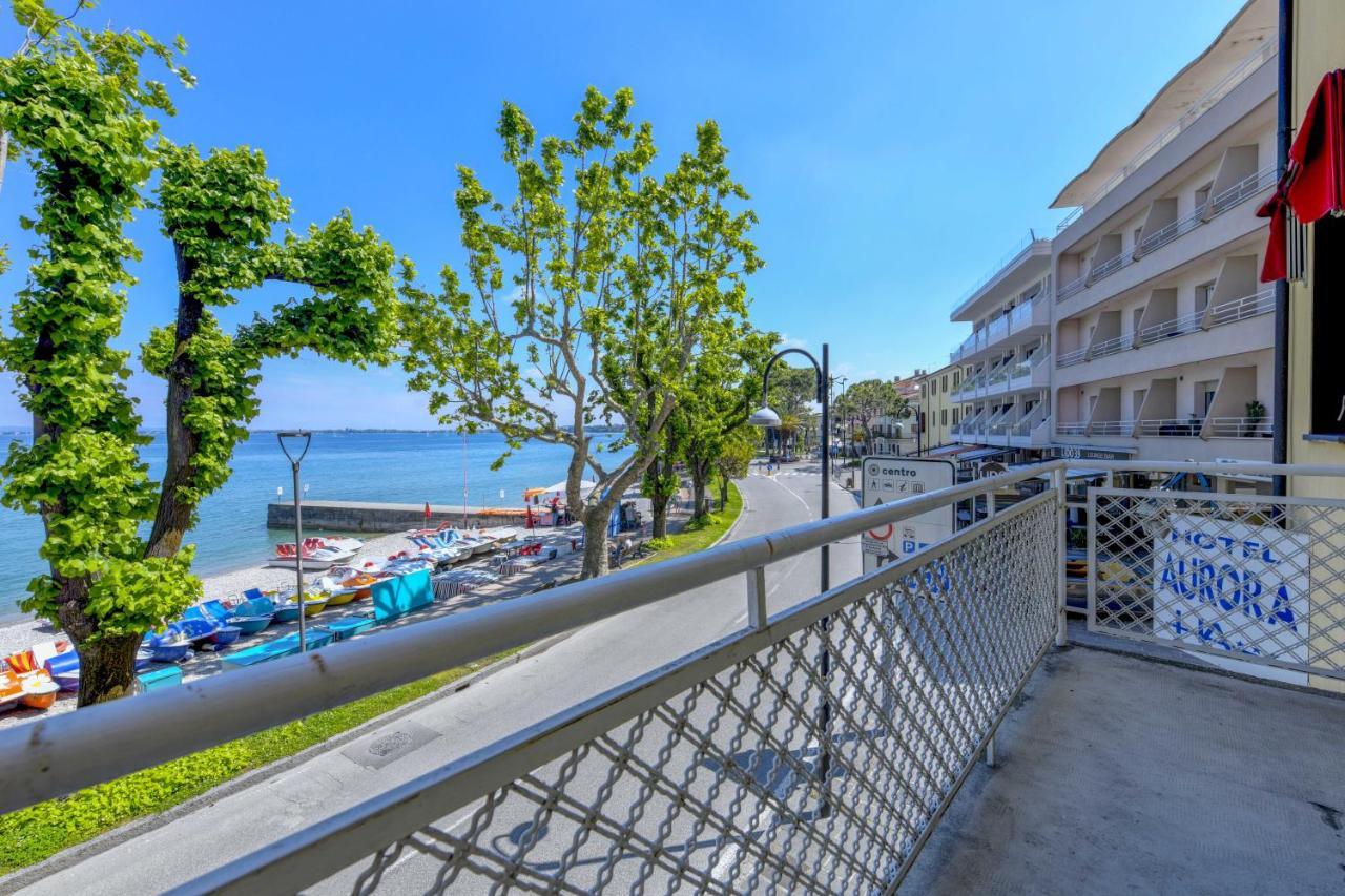 Hotel Aurora Desenzano del Garda Exterior photo