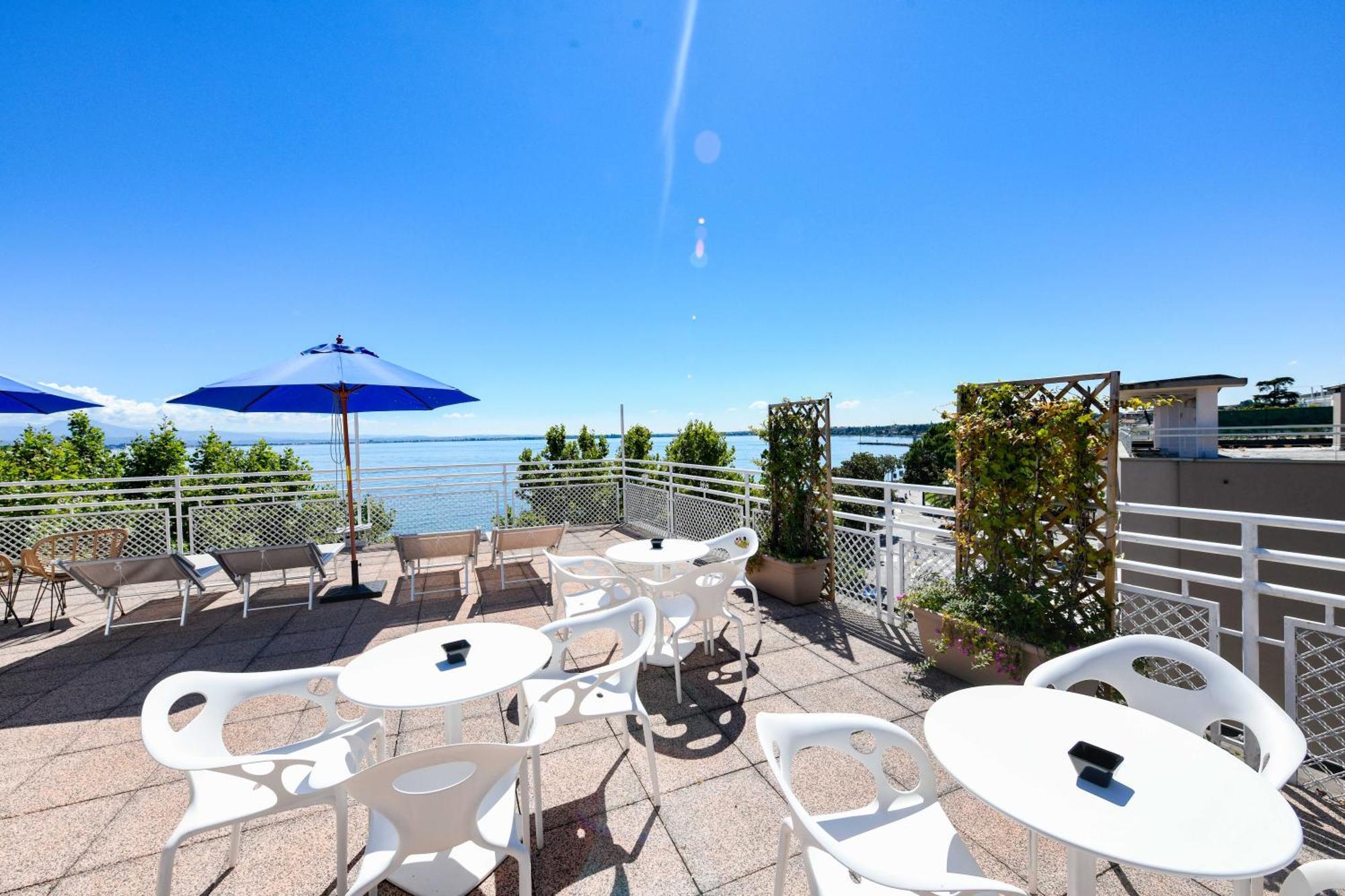 Hotel Aurora Desenzano del Garda Exterior photo